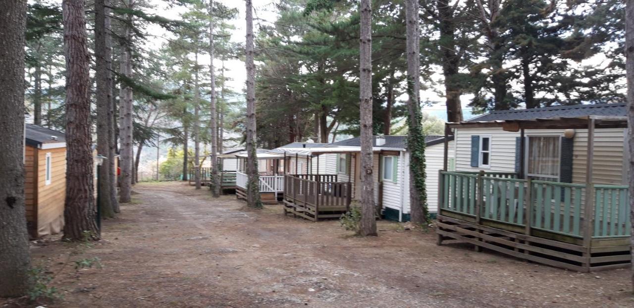 Camping La Source Sournia المظهر الخارجي الصورة