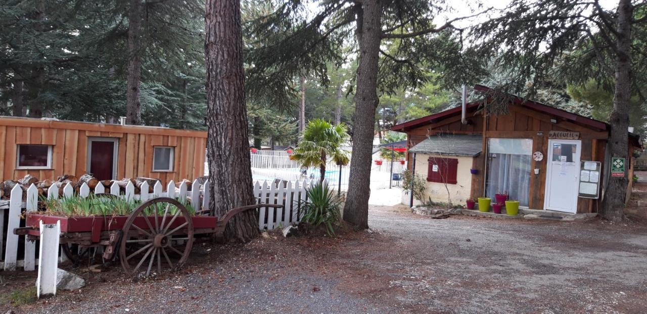 Camping La Source Sournia المظهر الخارجي الصورة