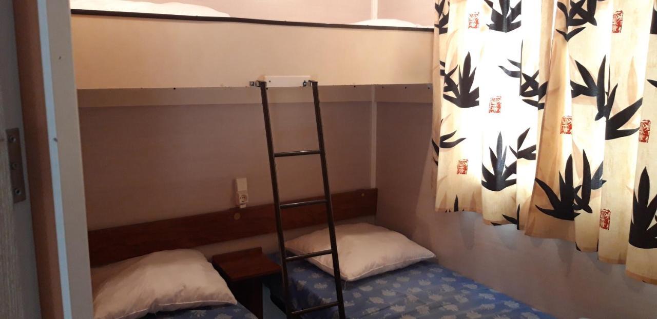 Camping La Source Sournia المظهر الخارجي الصورة